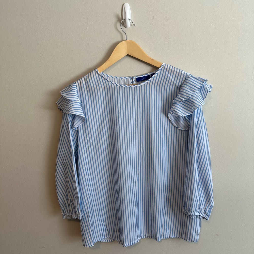 Women’s Blue and White Striped Blouse Spring fashion business Casual